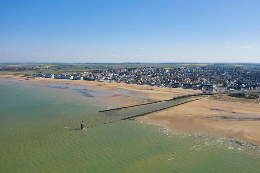 Plage du débarquement de Juno Beach - Camping le Fanal en Normandie